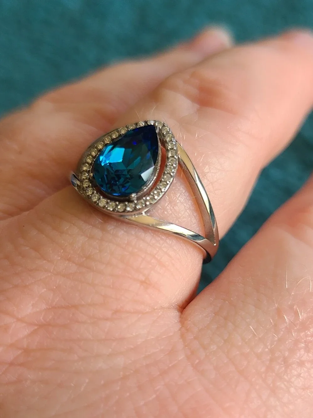 Pear-Shaped Blue Sapphire Teardrop Ring with Halo Accent